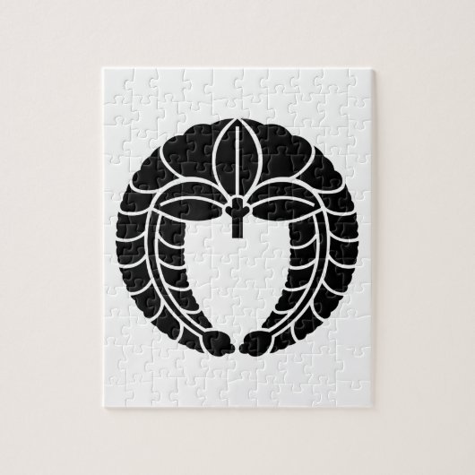 Hanging wisteria puzzle (Vertikal)