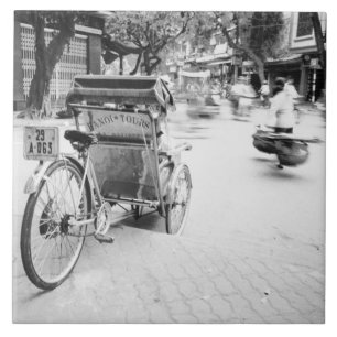 Hanoi Vietnam, Cyclo in Old Hanoi Fliese