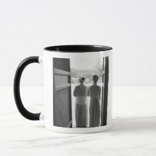 Hanoi Vietnam, Frauen in traditioneller Kleidung T Tasse
