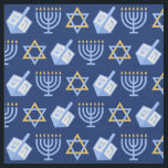 Hanukkah Blue Menorah Dreidel Pattern Chanukah Stoff<br><div class="desc">Schöne Hanukkah Stoff in hübschem Blau mit einem coolen Muster des Judentums Sterne,  dreidel für lustige Chanukah-Spiele,  und die jüdische Menorah für den Urlaub.</div>
