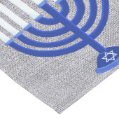 Hanukkah Dark Blue Menorah Silver Holiday Deco Großer Tischläufer (Ecke)