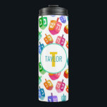 Hanukkah Dreidels Rainbow Watercolor Holiday Thermosbecher<br><div class="desc">Hanukkah Dreidels Rainbow Watercolor Holiday Pattern. Chanukah dreidels in Regenbogenfarbe multicolor.</div>