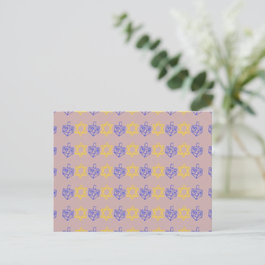 Hanukkah Dreidels + Sterne Postkarte (Stehend Vorderseite)