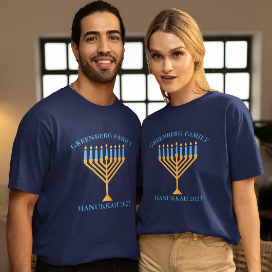 Hanukkah Family Wiedersehen Personalisiert Menorah T-Shirt