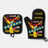 Hanukkah Latkes Oven Mitt & Pot Holder Set (Vorderseite)