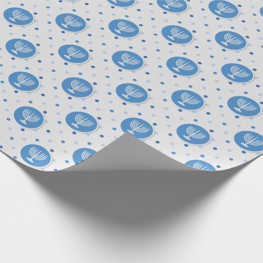 Hanukkah Menorah auf Polka Dots Geschenkpapier (Ecke)