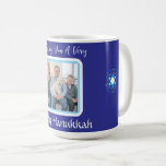 HANUKKAH Message FOTO CARD Kaffeetasse<br><div class="desc">Fügen Sie Ihr Foto hinzu und passen Sie Ihre Urlaubssaison-Nachricht an. Ich Liebe Malerei und Design! Ich hoffe,  dir gefällt mein Kunstwerk.</div>