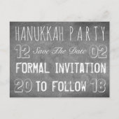 Hanukkah-Party Save the Date Chalkboard-Stil Ankündigungspostkarte (Vorderseite)