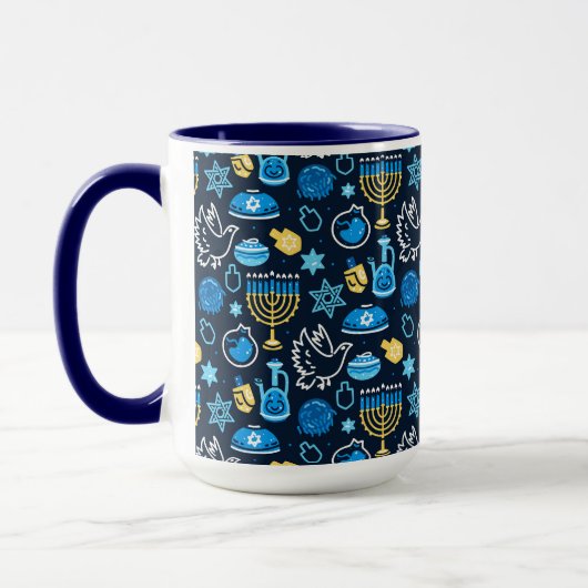 Hanukkah Symbole Blaues Muster Tasse (Links)