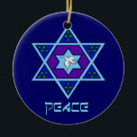 Hanukkka Friedenskunst Keramik Ornament<br><div class="desc">Blues aller Schattierungen,  Lila und Lavendel in einer Blume mit einem geknoteten sechsseitigen Stern in der Mitte ist ein großartiger Weg Hanukka zu feiern und gleichzeitig Ihre Individualität zum Ausdruck zu bringen.</div>