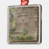 Hanuman-Langurs oder schwarz, gemein oder grau Silbernes Ornament (Links)