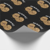 Hap-bohnen-ness Funny Bean Pun Dark BG Geschenkpapier (Ecke)