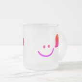 HappeSmiley Face mit Herz - Farbhaar Mattglastasse (VorderseiteRechts)