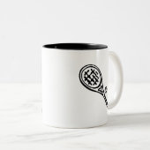 Happiest on the Court Zweifarbige Tasse (VorderseiteRechts)