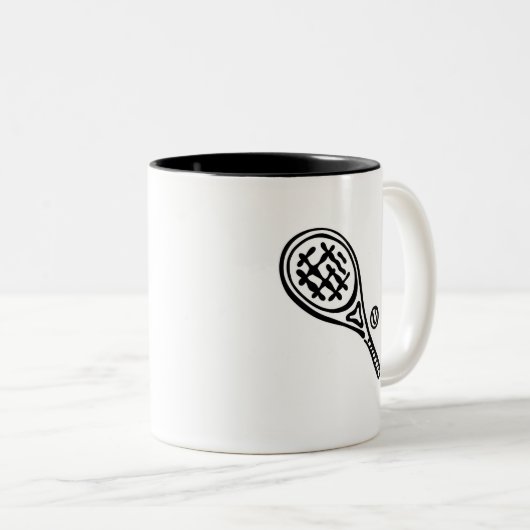 Happiest on the Court Zweifarbige Tasse (VorderseiteRechts)