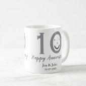 Happy 10. Jubiläum Datum grau kühn emoji Kaffeetasse (VorderseiteRechts)