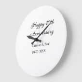 Happy 10. Jubiläum einfache minimale Hochzeitsbeze Große Wanduhr (Winkel)