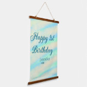 Happy 1st birthday kids baby blue green pastel ret wandteppich mit holzrahmen (Gewinkelt)