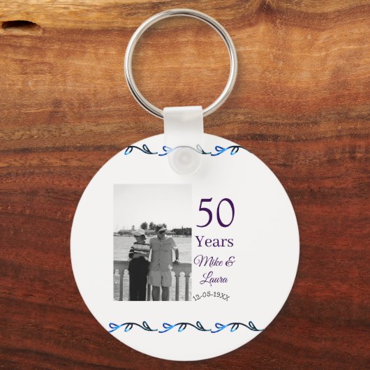 Happy 50. Jubiläum fügen Sie Pärchen Namen Datum H Schlüsselanhänger (Vorderseite)