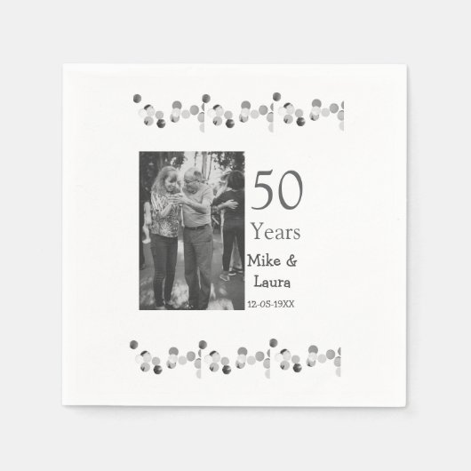 Happy 50. Jubiläum fügen Sie Pärchen Namen Datum H Serviette (Vorderseite)
