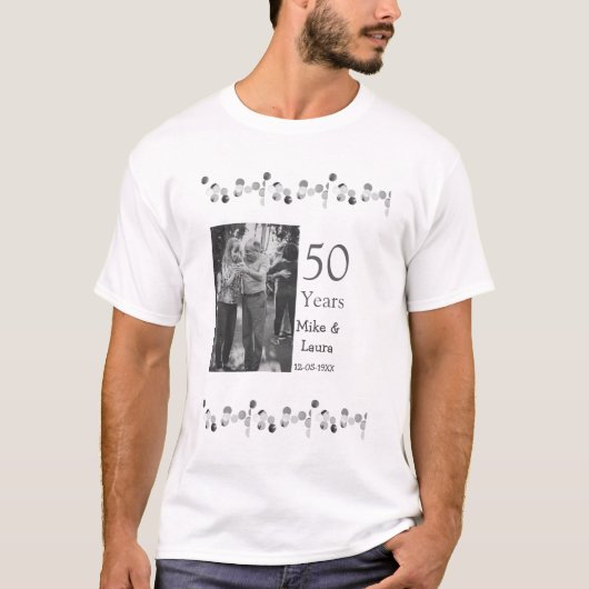 Happy 50. Jubiläum fügen Sie Pärchen Namen Datum H T-Shirt (Vorderseite)