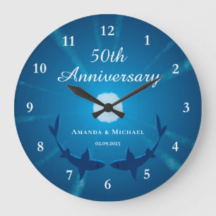 Happy 50. Wedding Anniversary Couple Sharks Moon Große Wanduhr