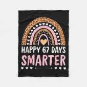Happy 67 Days Smarter 67th Day Of School Rainbow G Fleecedecke (Vorderseite)