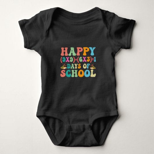 Happy (9x9)+(6x3)+1 Day of School Funny Math Grade Baby Strampler (Vorderseite)