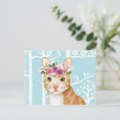 Happy Animal mit Blume in Blue Forest Cat Kitty Postkarte (Stehend Vorderseite)
