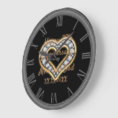 Happy Anniversary Große Wanduhr (Winkel)
