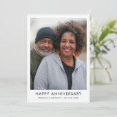 Happy Anniversary Modern Foto Card (Stehend Vorderseite)