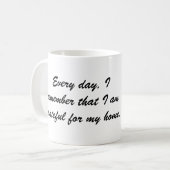 Happy betta fish enjoying his home kaffeetasse (Vorderseite Links)