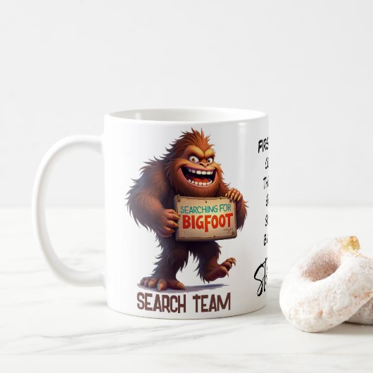 Happy Bigfoot Sasquatch Search Team Kaffeetasse (Mit Donut)