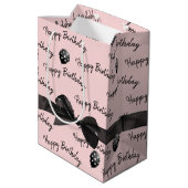 Happy Birthday Bow und Polka Dot Balloons Mittlere Geschenktüte (Rückseite Schrägansicht)