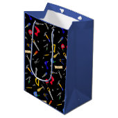 Happy Birthday Boy's Tools Collage Mittlere Geschenktüte (Vorderseite Schrägansicht)