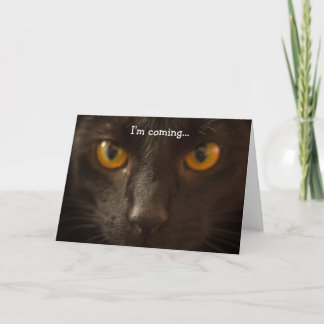 Happy Birthday Card: Schwarze Katze kommt Karte