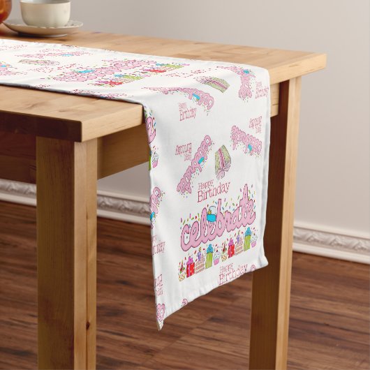Happy Birthday Celebrate Pink Kurz Table Runner Kurzer Tischläufer (Beispiel)
