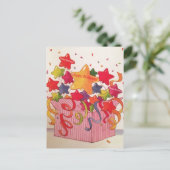 Happy Birthday ConfettiStars Ankündigung Postkarte (Stehend Vorderseite)