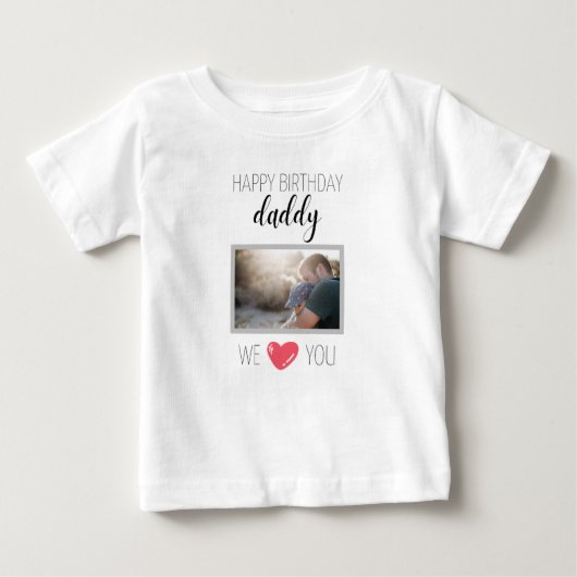 HAPPY BIRTHDAY DADDY BABY T - SHIRT PERSONALISIERT (Vorderseite)