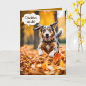 Happy Birthday Dog In Fall Leaves Karte (Gelbe Blume)