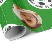 Happy Birthday Foto Collage Soccer Thema Custom Geschenkpapier (Rolleneckpunkt)