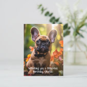 Happy Birthday Frenchie Welpe in einem Dschungel Postkarte (Stehend Vorderseite)