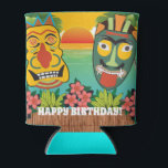Happy Birthday Funny Tiki Faces Sunset Dosenkühler<br><div class="desc">Farbenfrohe und lustige Ki-Masken mit Sonnenuntergang am Strand und tropischen Pflanze. Alles Gute zum Geburtstag oder Anpassen des Textes an einen beliebigen Namen oder eine Phrase.</div>