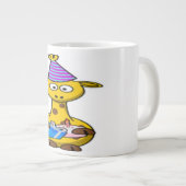 "HAPPY BIRTHDAY" GIRAFFE Jumbo-Tasse (Vorderseite Rechts)