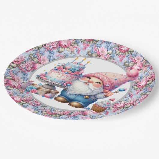 Happy Birthday Gnome Pappteller (Schrägansicht)