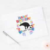 Happy Birthday kackend Hund Runder Aufkleber (Umschlag)