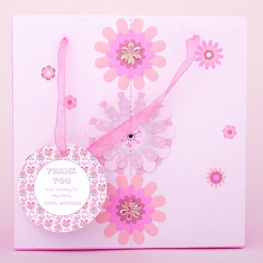 Happy Birthday Katzen haben ein Party Runder Aufkleber