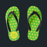 Happy Birthday Kids Flip Flops (Neon Green) Kinderbadesandalen<br><div class="desc">Alles Gute zum Geburtstag...  im Vintagen Stil...  Neongrüner Hintergrund mit neongelben Polka-Punkten...  neongelber Mittelkreis mit neongrüner Schrift...  grüne Akzente...  Eine tolle Geschenkidee...  geeignet zum Geburtstag... . und ein Sommer,  der für Outdoor-Spaß unverzichtbar ist...  perfekt für ein Geburtstagsschwimmbad Party... </div>