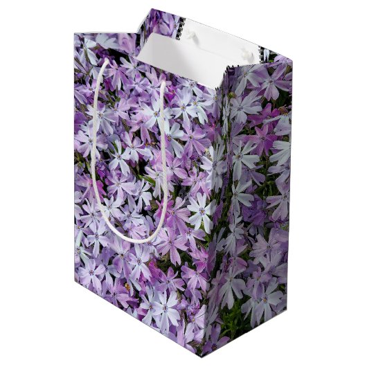 Happy Birthday Lila Phlox mit Zipper Mittlere Geschenktüte (Rückseite Schrägansicht)