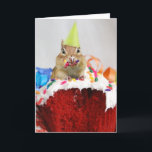 Happy Birthday Little Chipmunk Karte<br><div class="desc">Kleiner,  chaotischer Chipmunk auf seiner Geburtstagsparty,  komplett mit Party Hut,  genießen seinen Geburtstagskupkuchen! Vollständig anpassbar!</div>